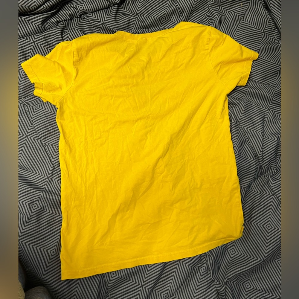 Friend Tee - Picture 2 of 3